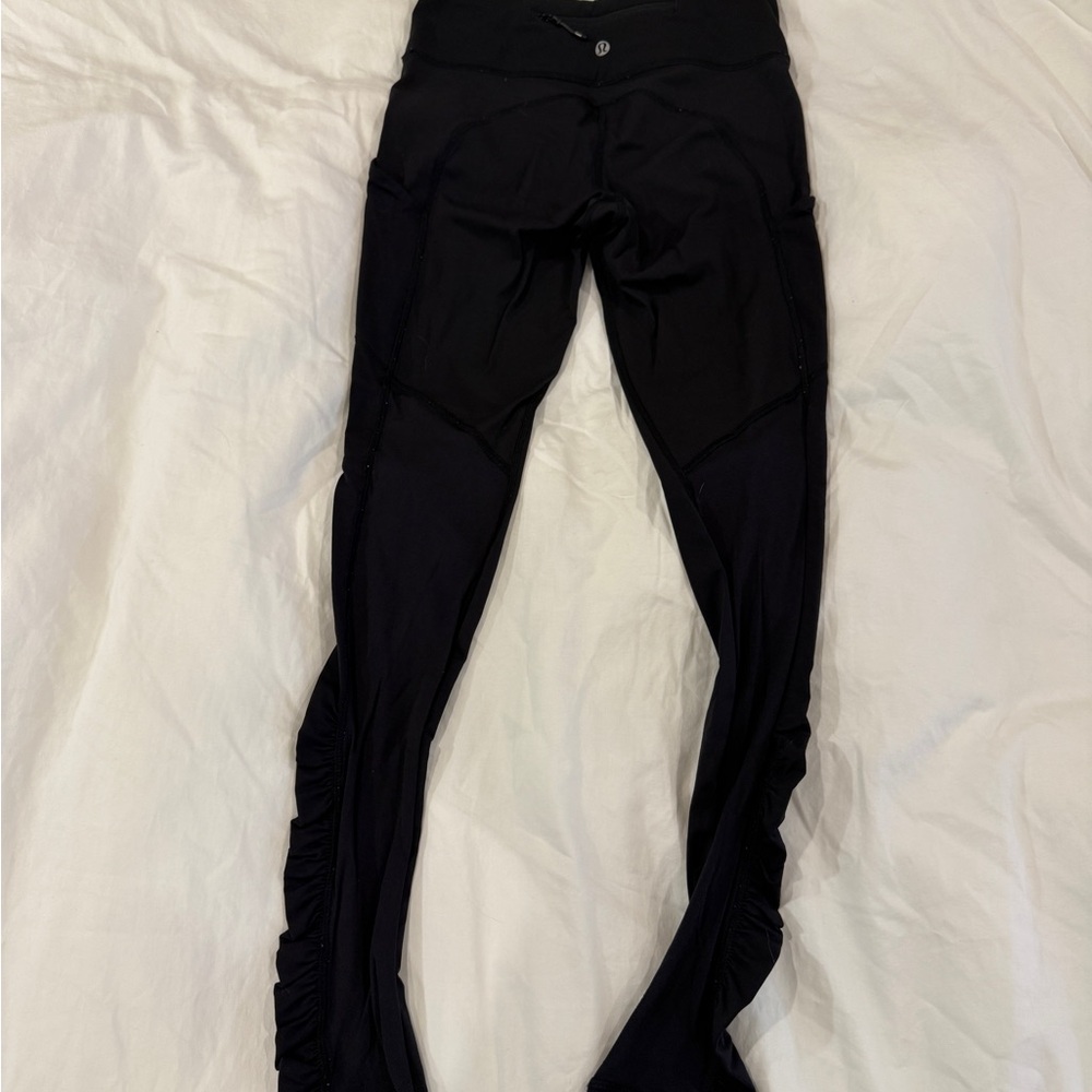 Lululemon black leggings